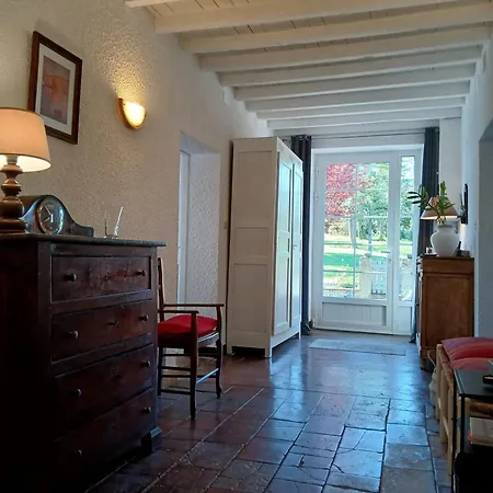 Maison Chaleureuse A Avec Jardin Privatif Et Cheminee Ferienhaus *