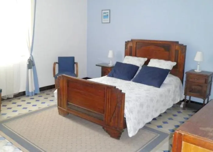 Maison Chaleureuse A Avec Jardin Privatif Et Cheminee Nyaraló